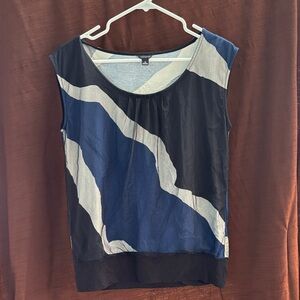 Ann Taylor Blue, Black & Cream Wave-Print Sleeveless Shell